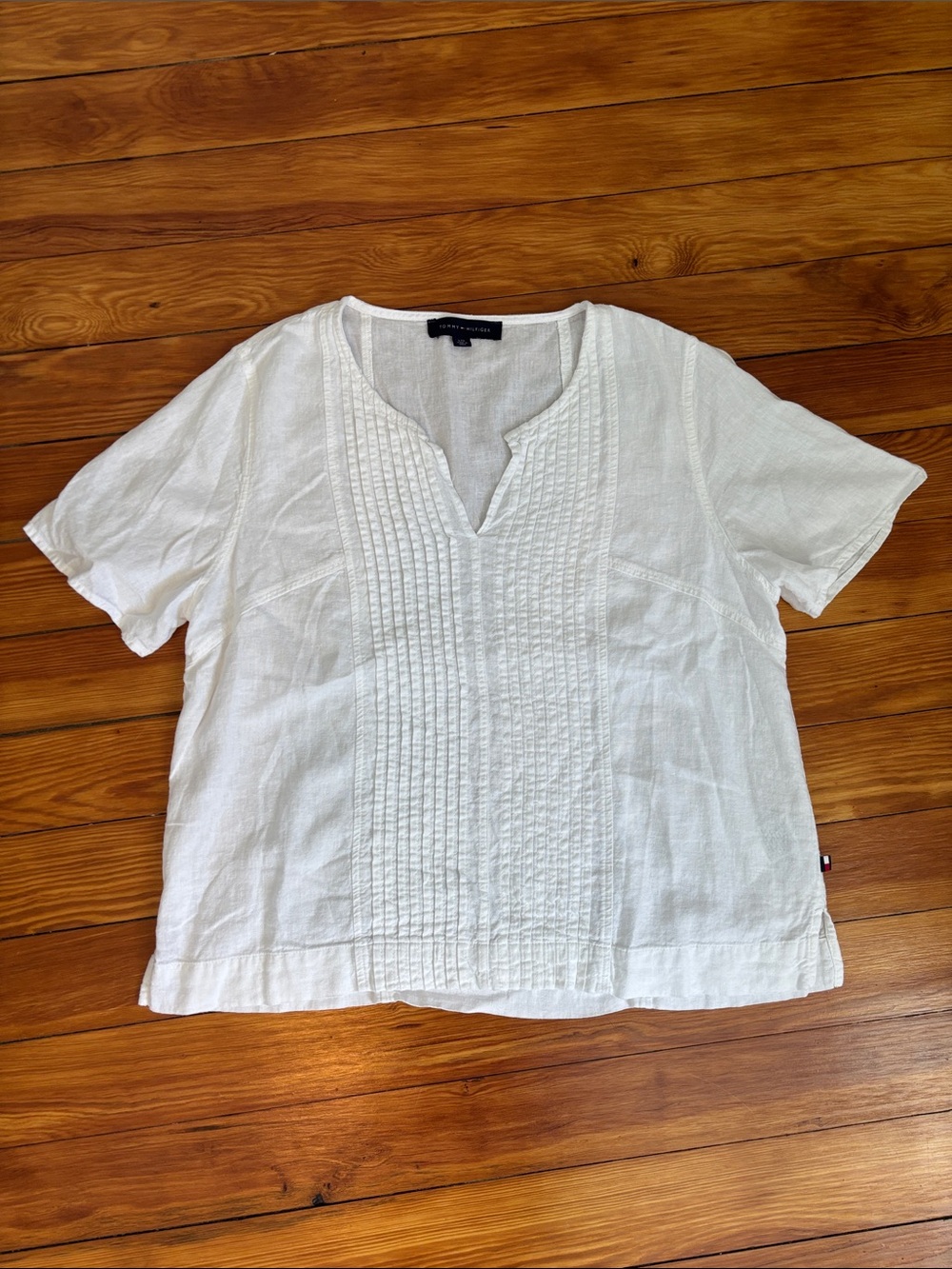 Tommy Hilfiger White Pintuck V-Neck Cotton Top